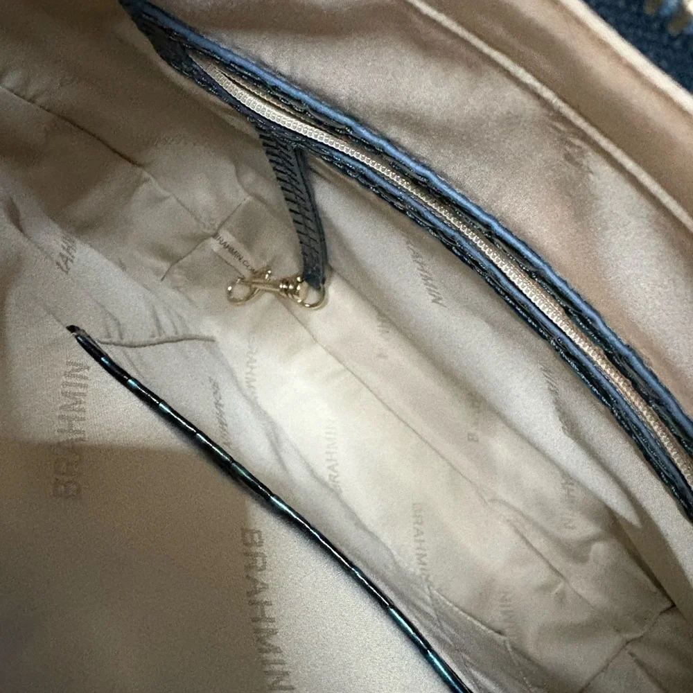 **SOLD**Brahmin NWOT Large Leia - Blue Patina Melbourne - 2 Perfect Eyes - Picture 12 of 16